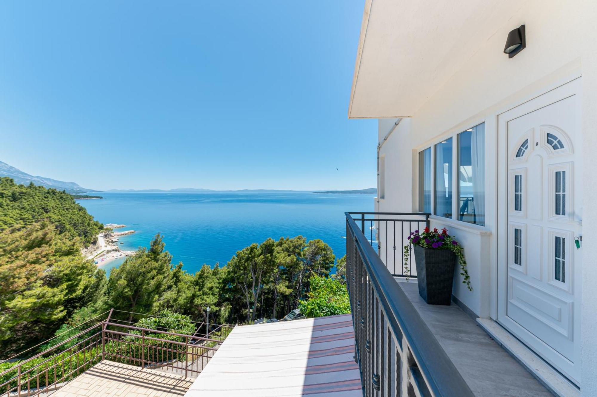 Seaview Apartments Nives Brela Rum bild