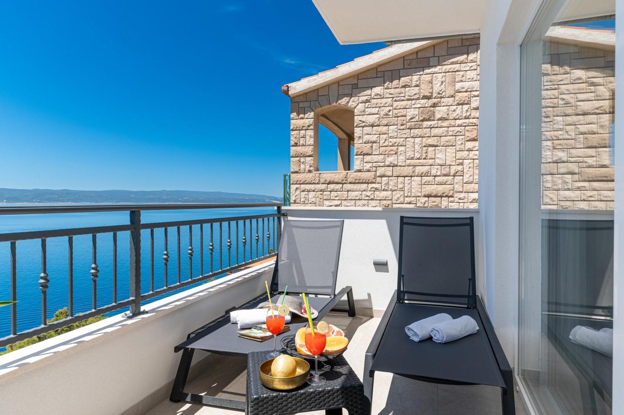 Seaview Apartments Nives Brela Rum bild